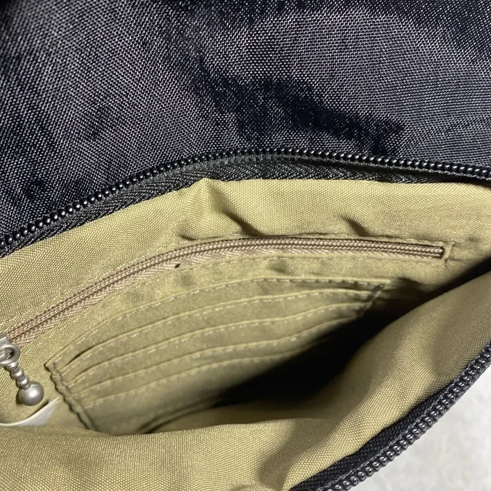 BAGGALLINI Small Zipper Crossbody Travel Bag Unique - Picture 2 of 7